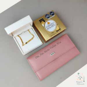 Pack femenino: chocolates + esclava + billetera