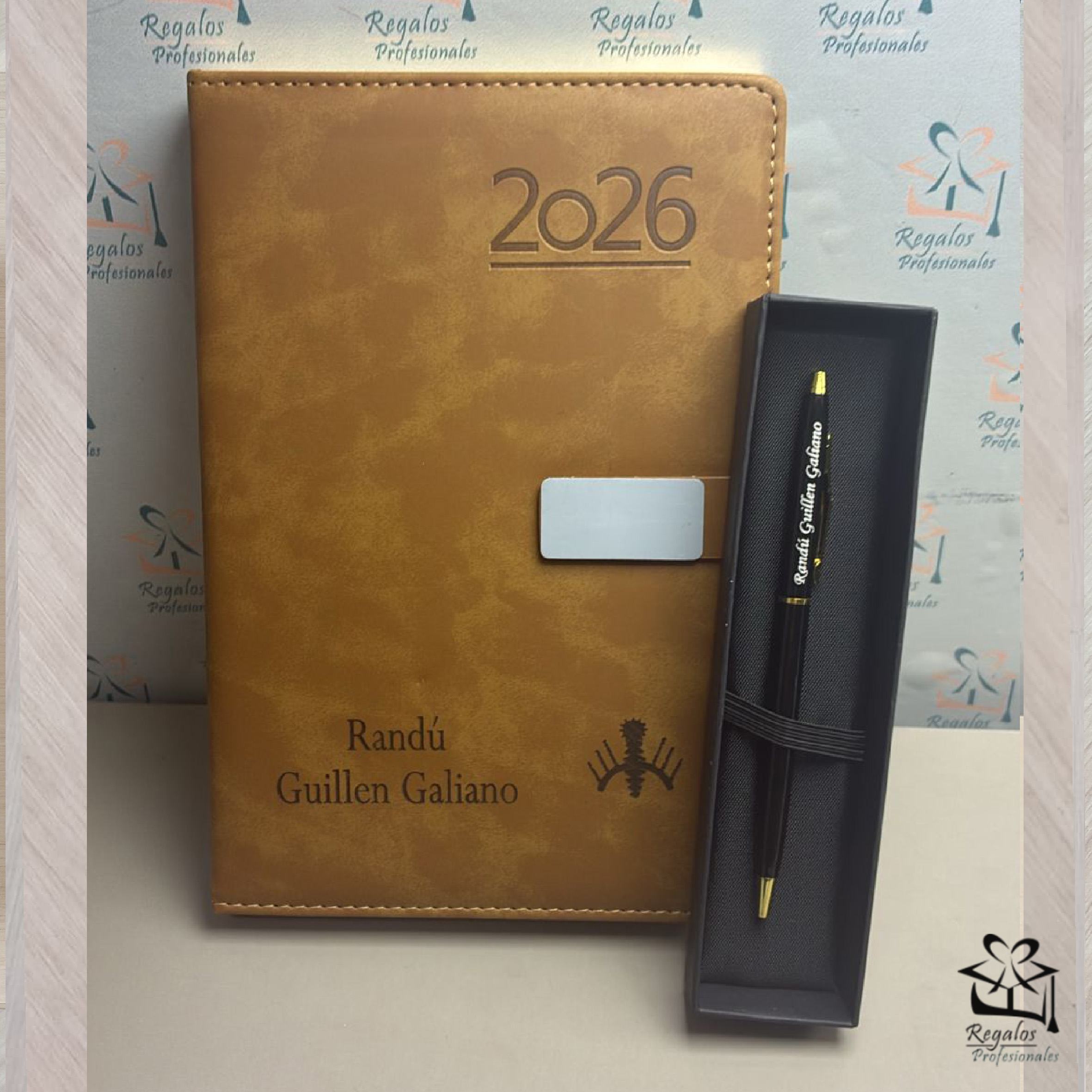 Set Ejecutivo Personalizado – Agenda de Biocuero A5 y Bolígrafo Metálico