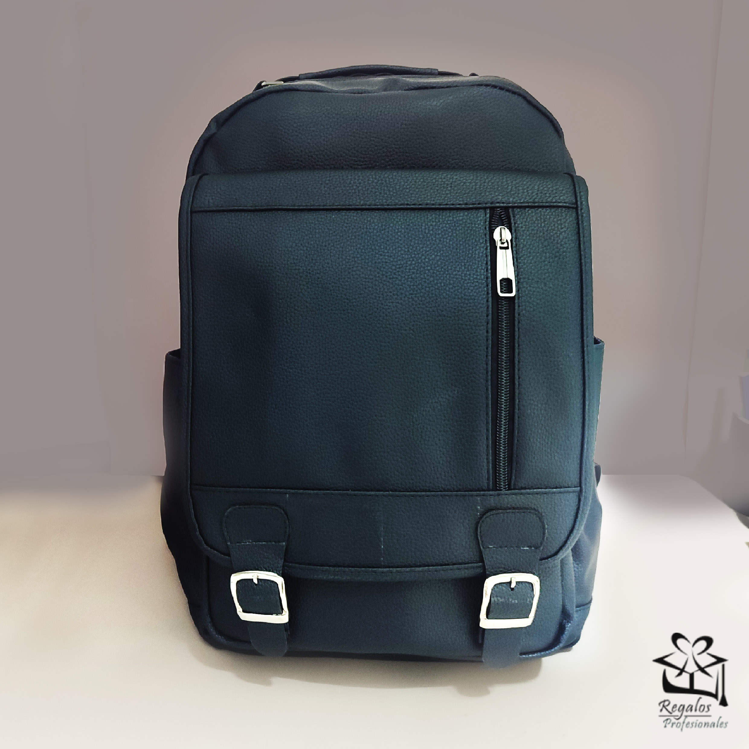 Mochila elegante de biocuero con porta laptop para oficina